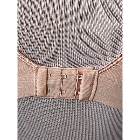 Pink Comfort Flex Fit No Wire Full Coverage Bra - Small - Picture 5 of 9